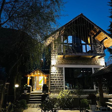 Utopia Hostels Dharamkot Mcleodganj Дармсала Экстерьер фото